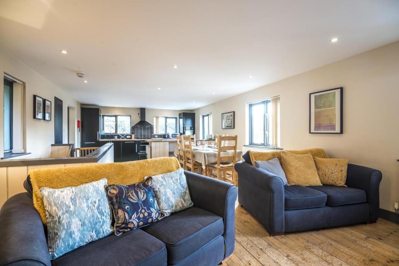 Rock Cottage - 3 Bedroom Holiday Home - Fishguard Extérieur photo